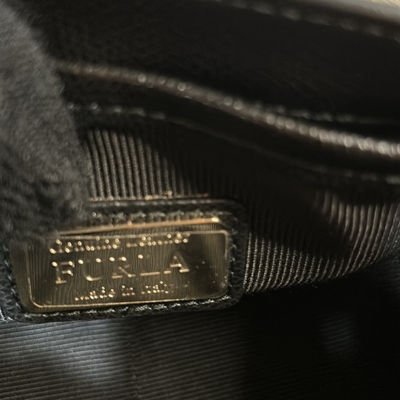 FURLA cross body pre loved condition - Picture 4 of 7